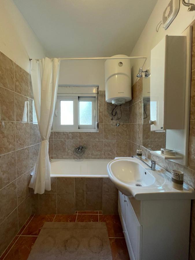Aquarium Apartment Котор Екстериор снимка